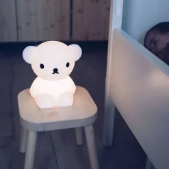 bezprzewodowa miękka lampka nocna z regulacją światła First Light