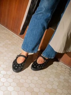 Buty Mae