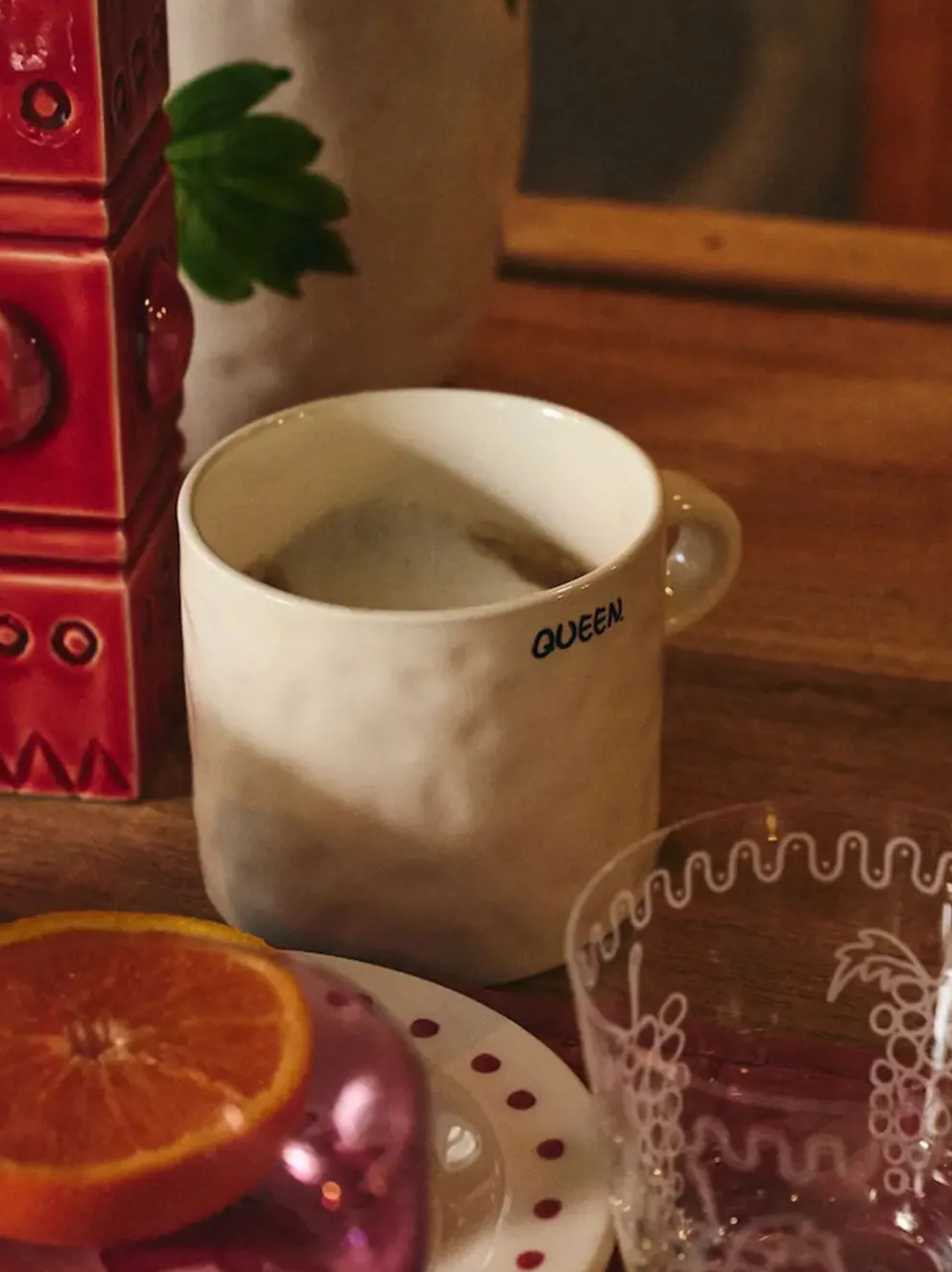 Ceramiczny kubek Queen