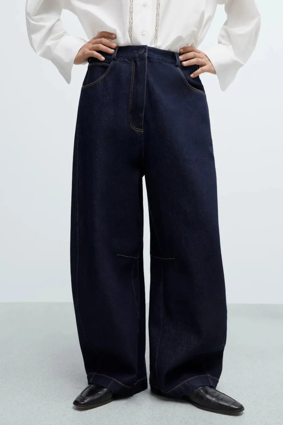 Curved Baggy Jeans