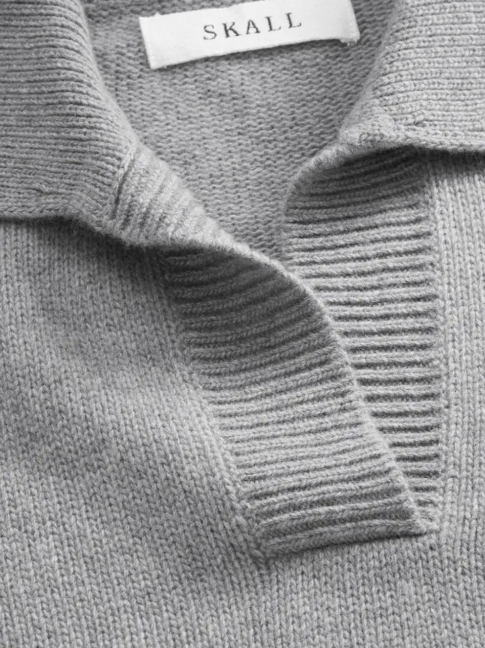 Dean V-neck Merino Jumper