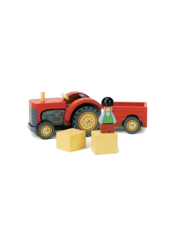 Drewniany traktor z przyczepą i akcesoriami