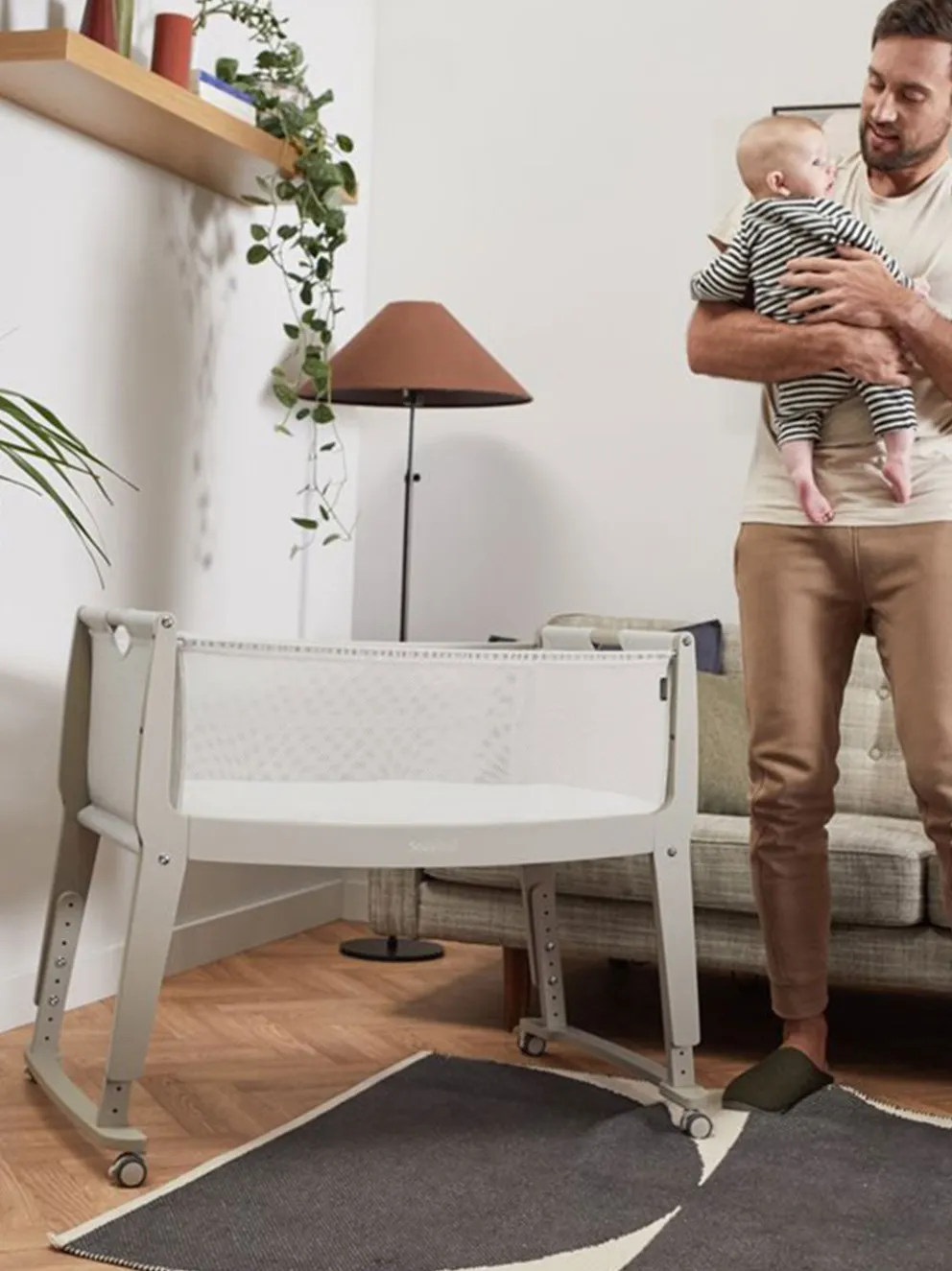 Łóżeczko dostawne na kółkach SnuzPod Studio