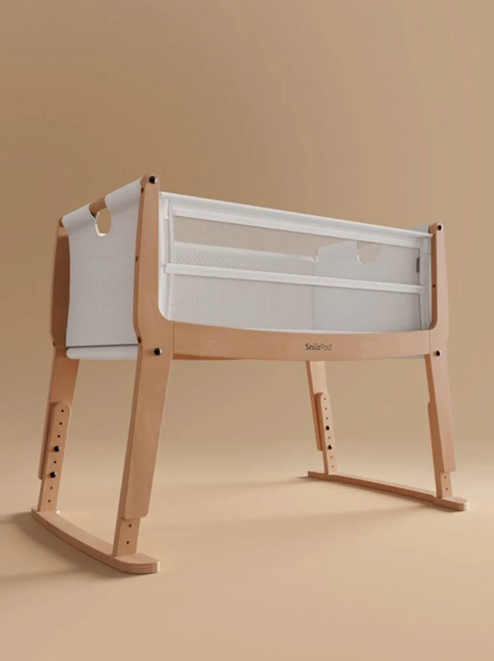 Łóżeczko dostawne na kółkach SnuzPod Studio