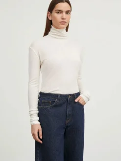 Esme Merino T-Neck