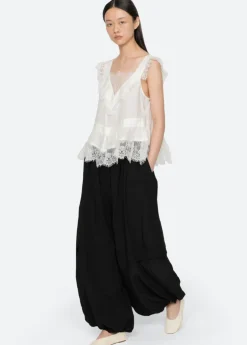Hilda Solid Top