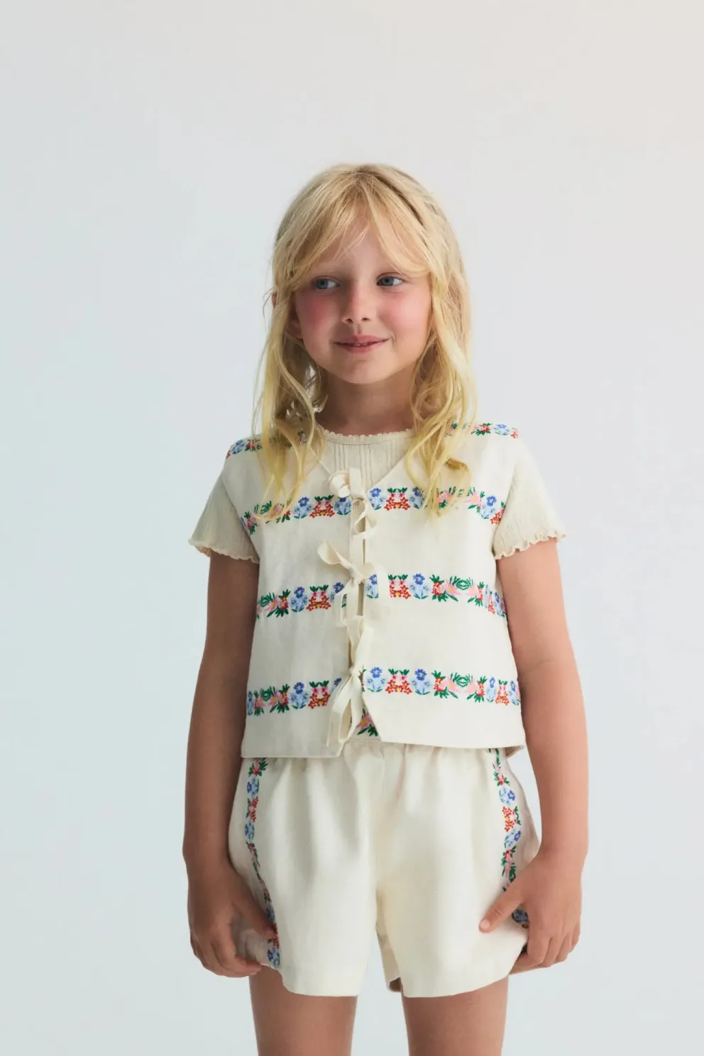 Malva Waistcoat Flower Embroidery Natural Denim