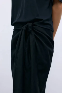 Melissa Woman Wrap Skirt