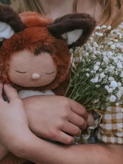 Miękka laleczka z uszami Cozy Dinkum