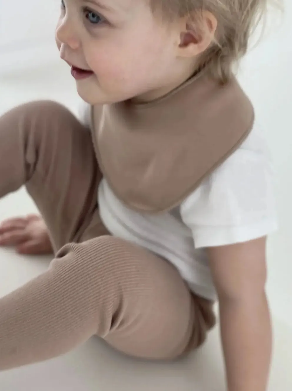 Miękki śliniak niemowlęcy Baby Bib