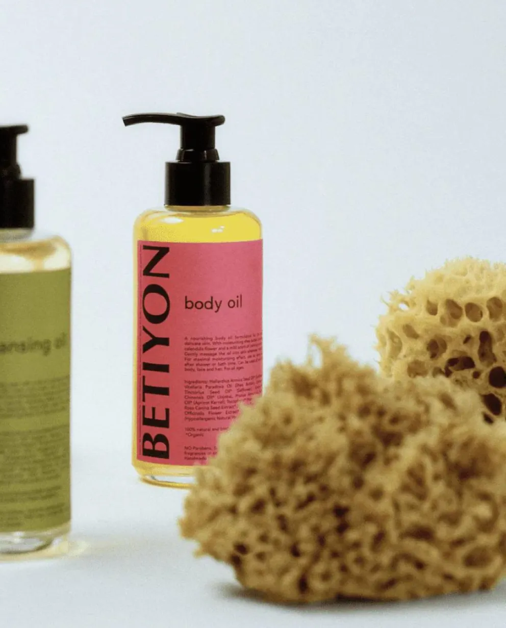 Odżywczy olejek do ciała Body Oil