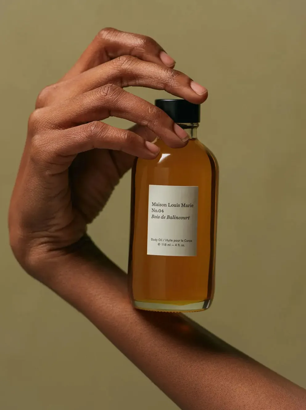 Perfumowany olejek do ciała No. 04