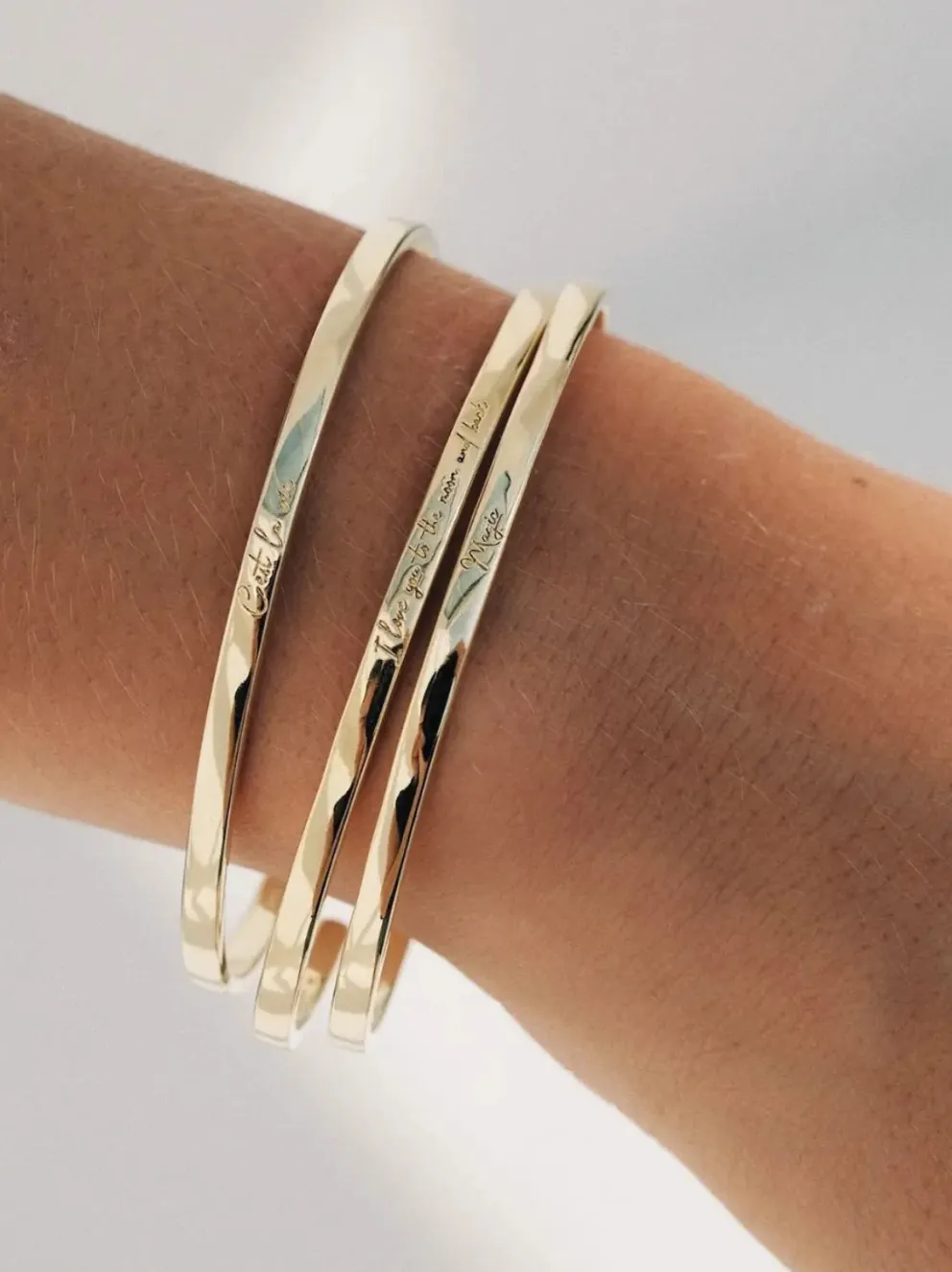 Pozłacana bransoletka C'est la vie Bangle