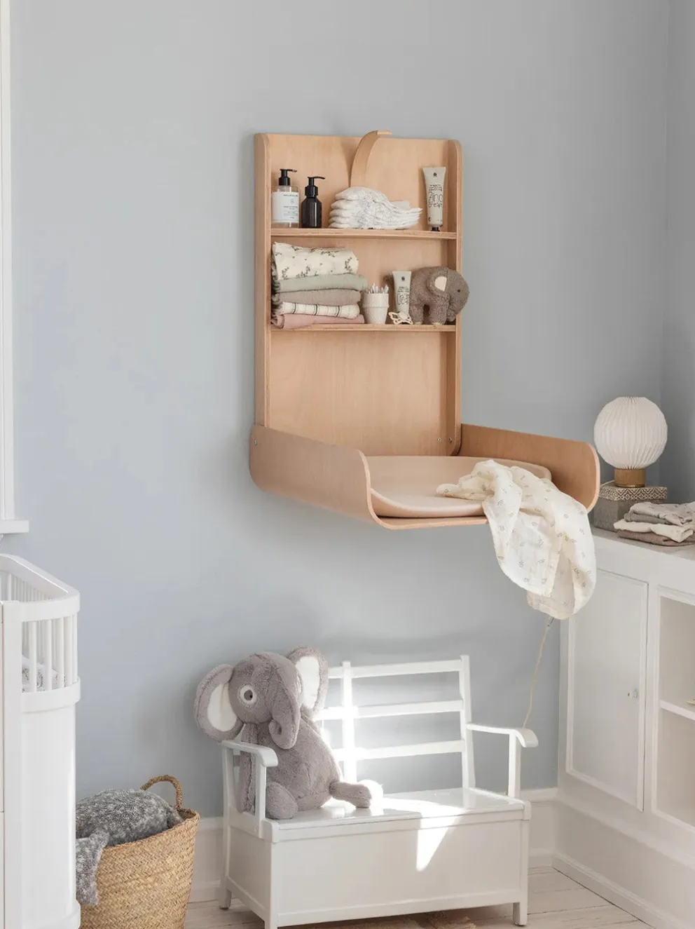 Przewijak Wall-mounted Changing Table