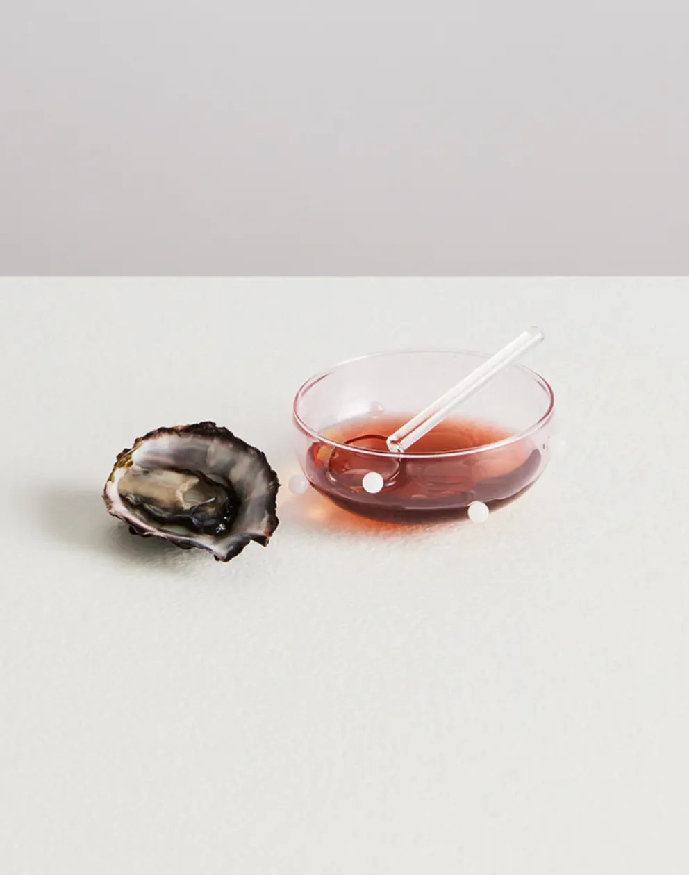 Sosjerka z łyżeczką Mignonette Sauce Set