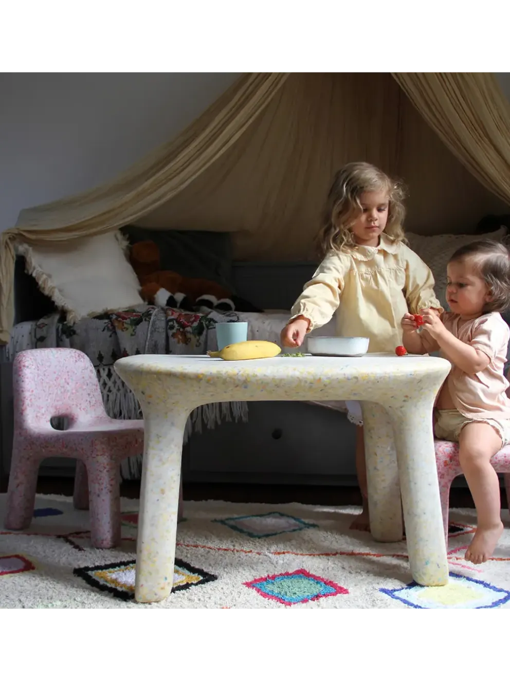 stolik z eko tworzywa Luisa Table