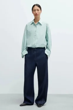 Straight Jeans