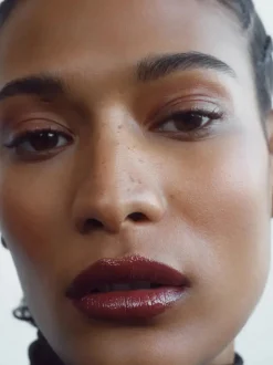 Wielofunkcyjny olejek Tinted Beauty Potion Hayata